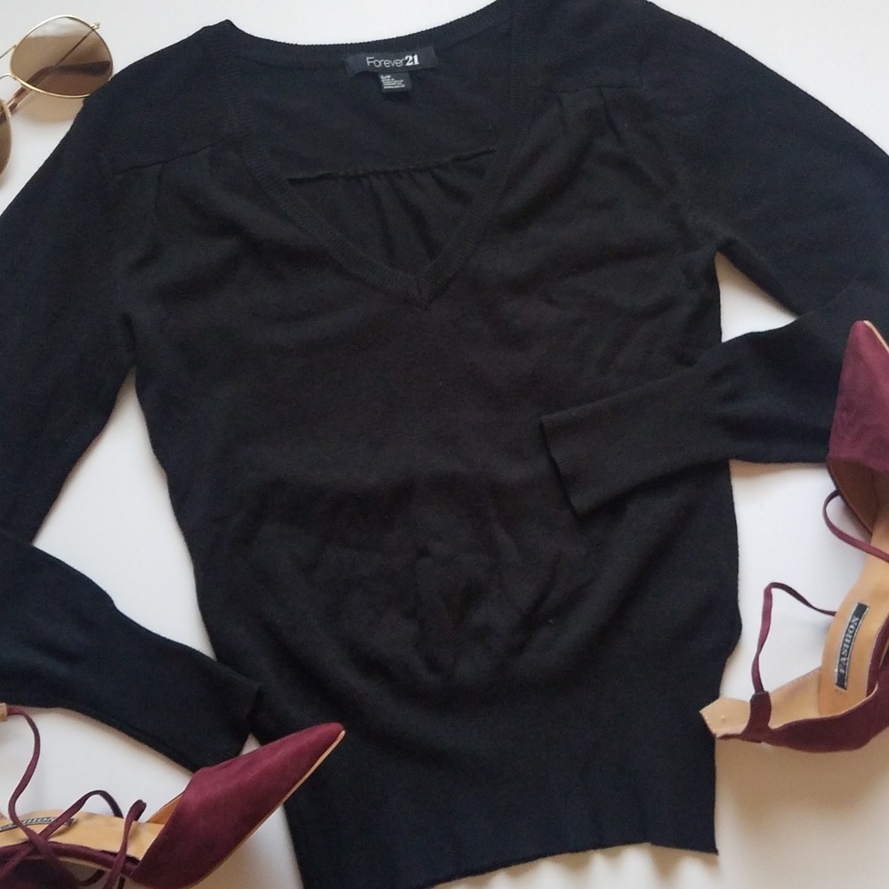 Forever21 | Black Basic Womens Sweater (A34)